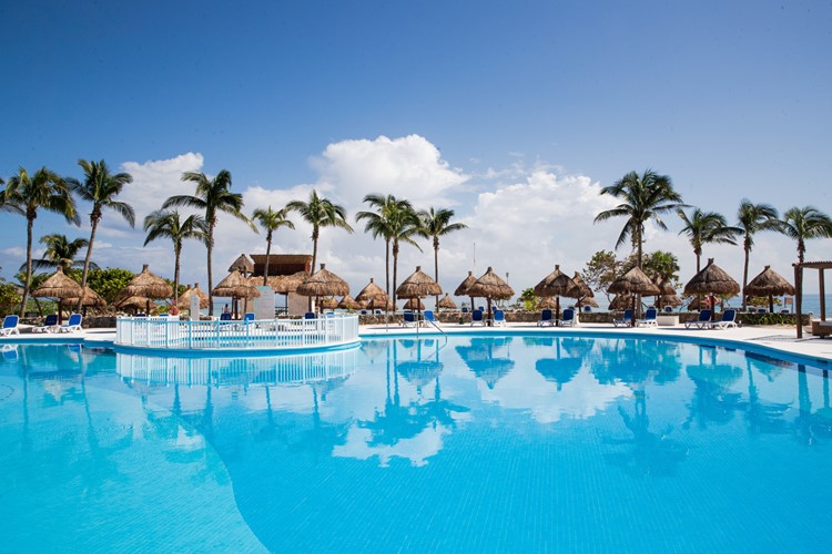 Mexiko-Hotel-Grand Bahia Principe Tulum-bazén