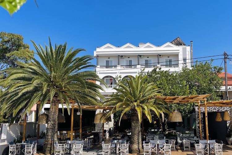 Řecko-ostrov Evia-letovisko Pefki-hotel Galini