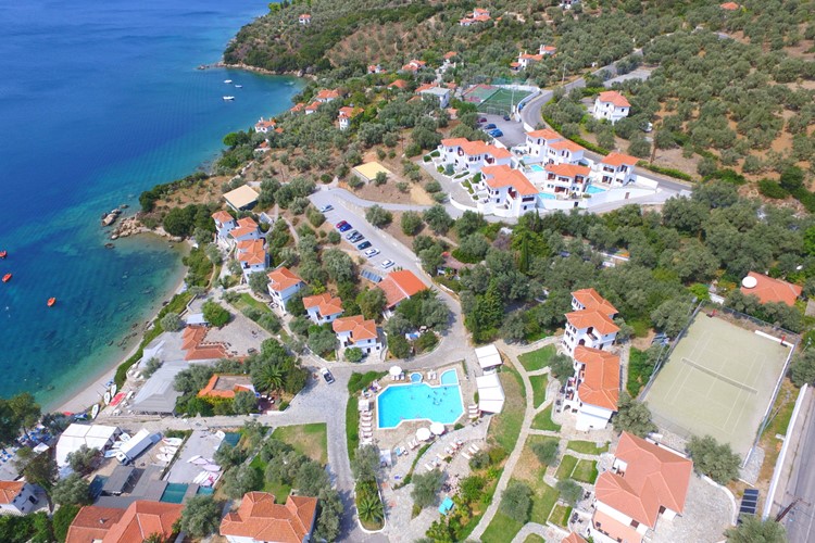 5-Řecko-Thesalie-Chorto Pelion-Leda Village Resort-celkový pohled