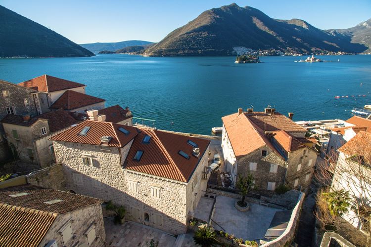 Poznávací zájezd Černá Hora-Perast
