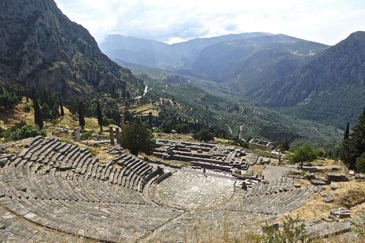 Řecko-poznávací zájezd-Defly-amphitheatre