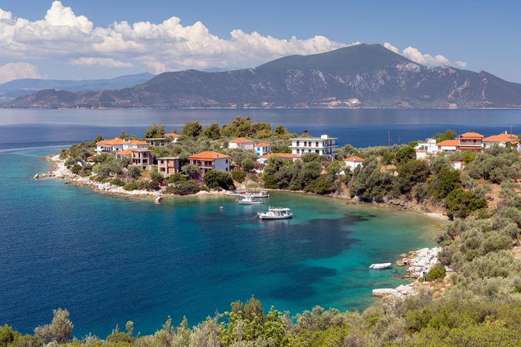 Řecko-Pelion-pobřeží poblíž Trikeri a Agia Kyriaki