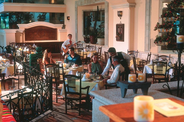 Mexiko-Hotel-Riu Caribe Cancun-Mexican restaurant