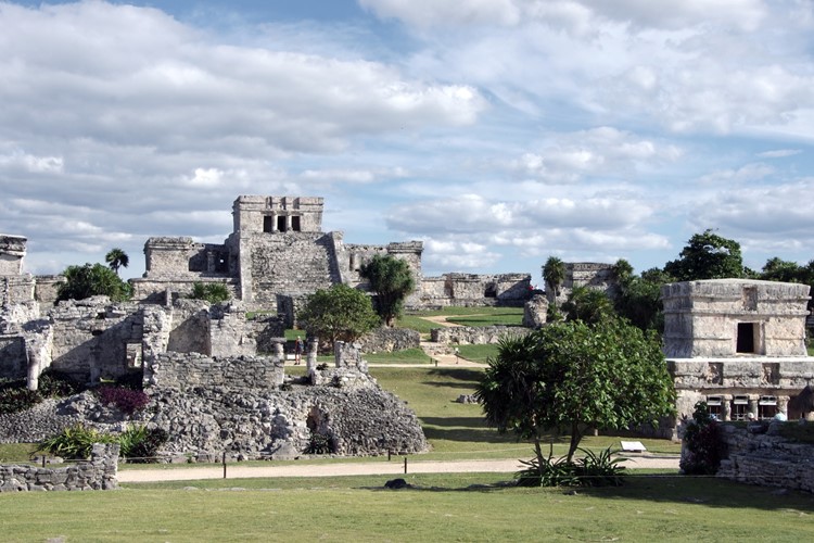Mexiko-Tulum-mayské-ruiny-Fotka od DEZALB z Pixabay