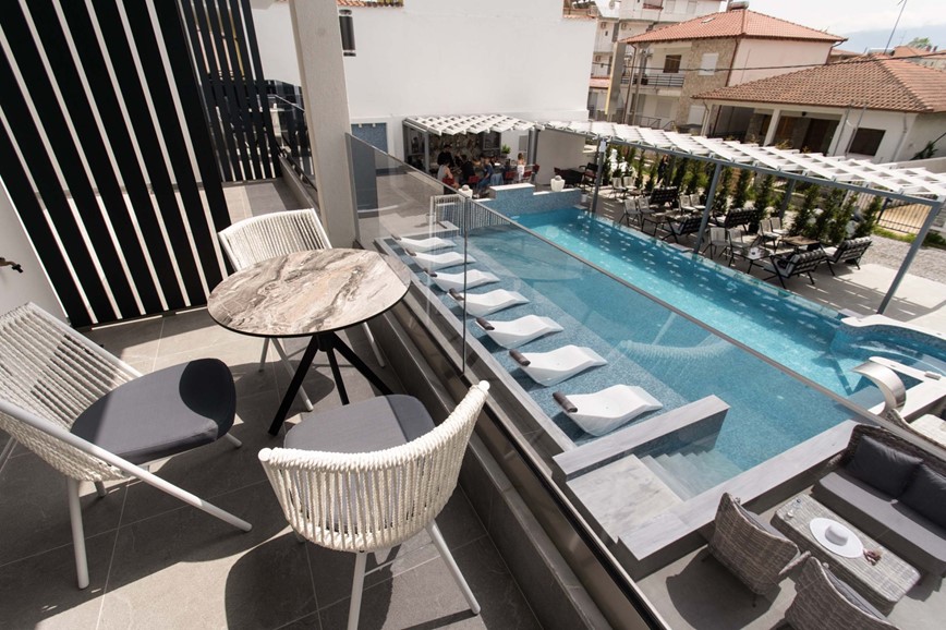 Řecko-Asprovalta-Aeonian-loft suite balkon