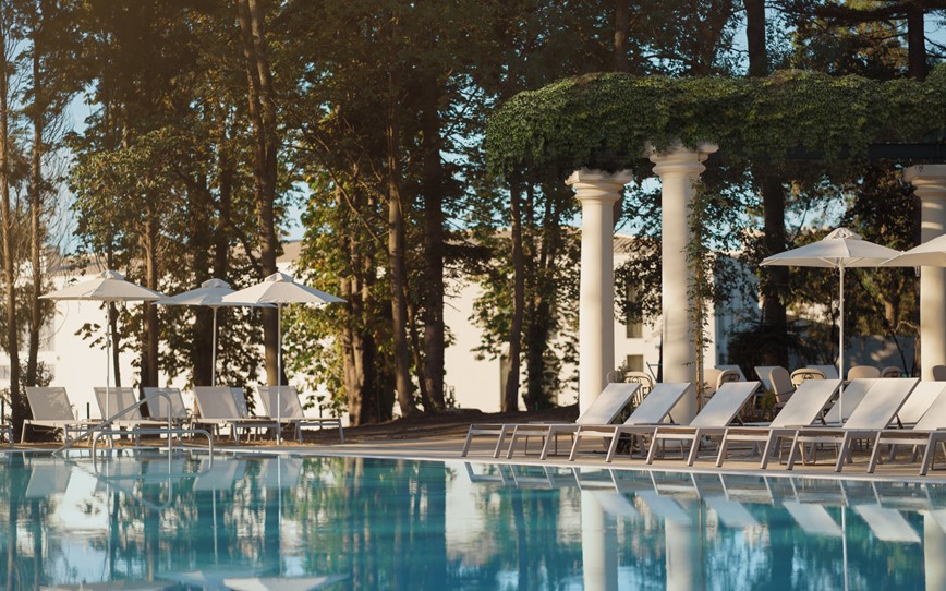 Bulharsko-Svatý Konstantin a Helena-hotel-Astor Garden-zahrada a venkovní bazén