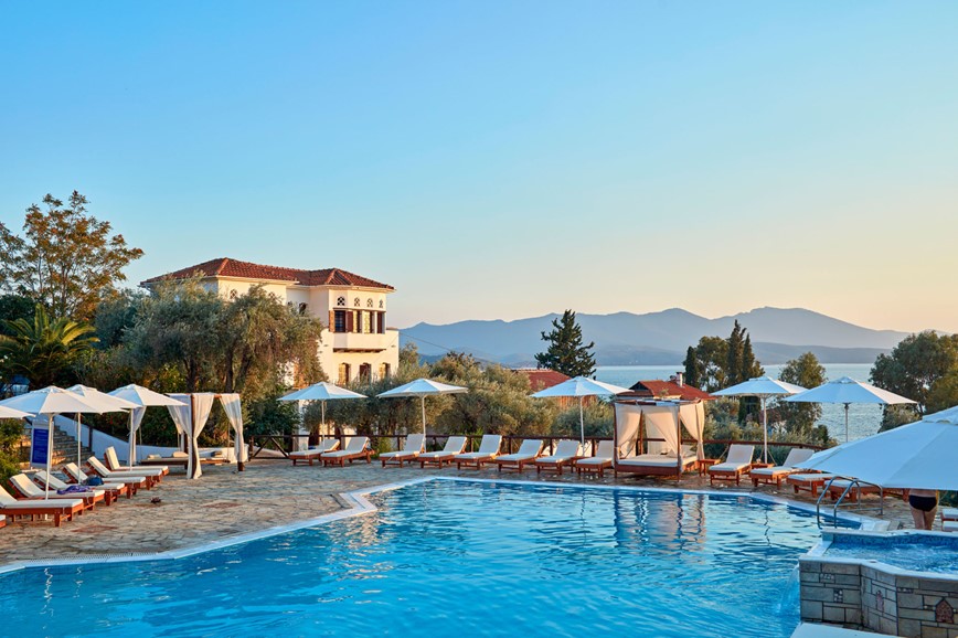 7-Řecko-Thesalie-Chorto Pelion-Leda Village Resort-bazén