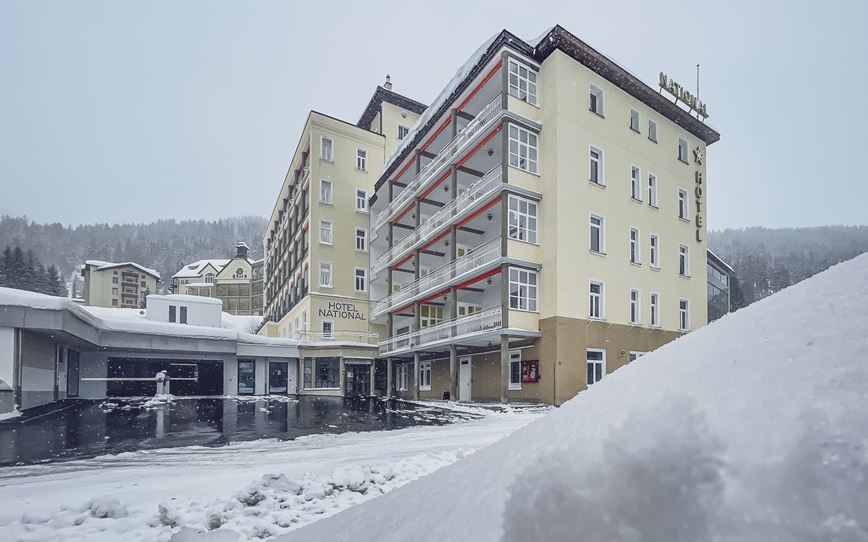 Švýcarsko-Davos-Hotel National-hlavní foto