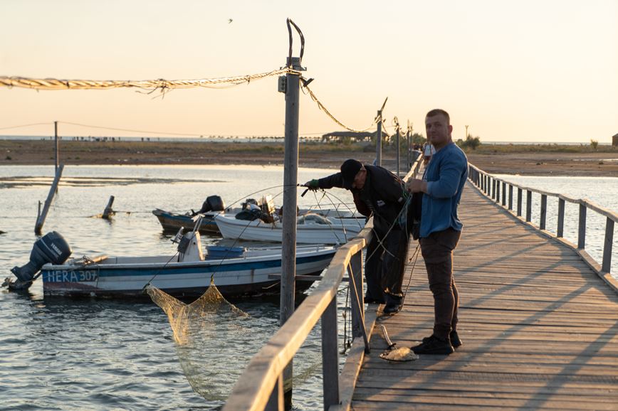 Poznávací zájezd-Albánie-Rybáři v Divjace