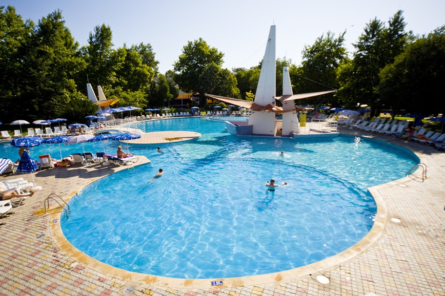 Bulharsko-Albena-Hotel Primasol Ralitsa Aquaclub-bazén