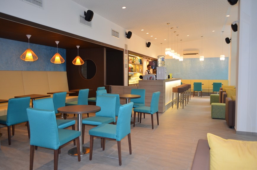 Bulharsko-Albena-Hotel Primasol Ralitsa Aquaclub-lobby bar