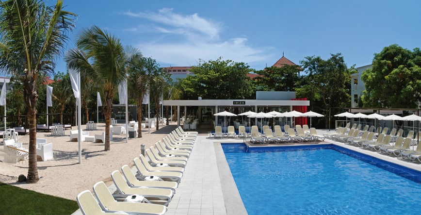 Mexiko-Hotel Riu Yucatan-bazény