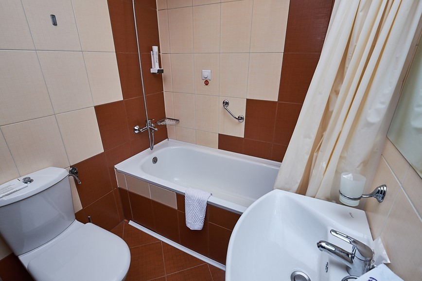 Bulharsko-Bansko-hotel Sunrise-koupelna s WC