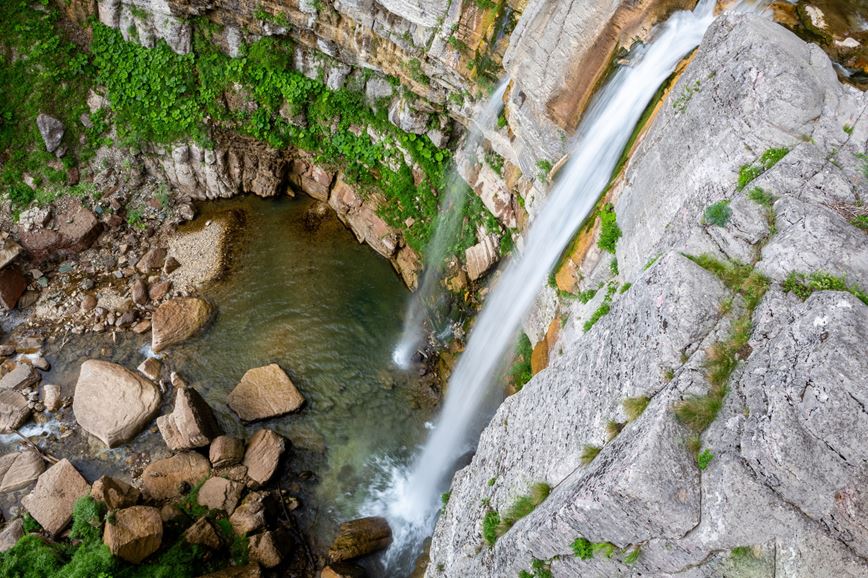 Gruzie-turistický zájezd-vodopád-Okatse, Kinchkha
