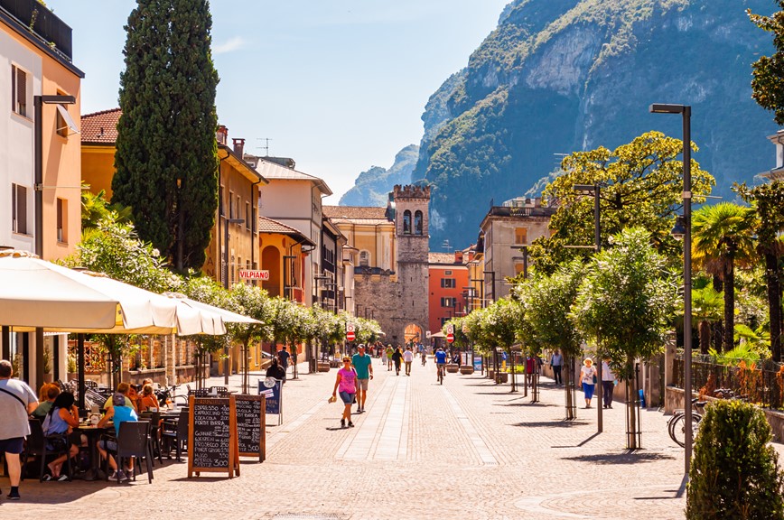 Itálie-Výprava za vínem a italskou gastronomií-Riva del Garda