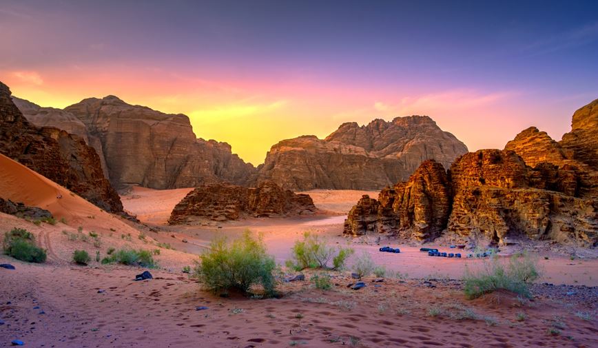 Jordánsko-Wadi Rum-iStock-1151339336