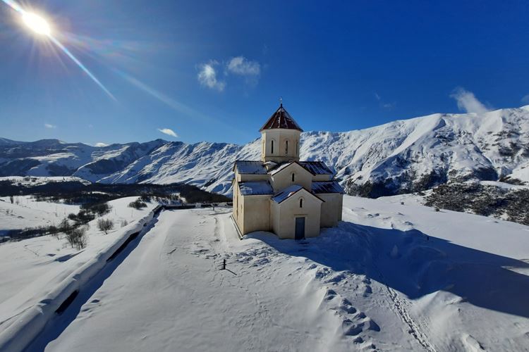 25-Gruzie-lyžařský zájezd-Gudauri kostel